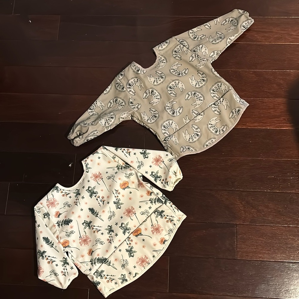 Elodie Long Sleeve Bib (set of two)